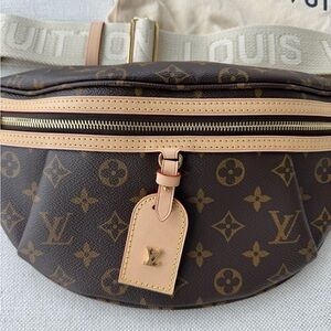 Louis Vuitton Monogram Bumbag